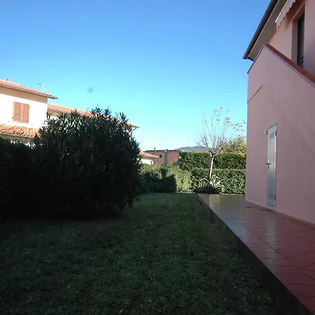 Golfo 4 Apartamento *